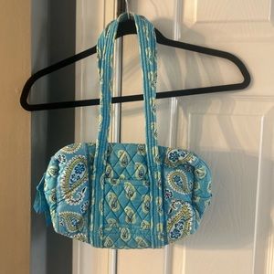 Vera Bradley floral blue make up bag.